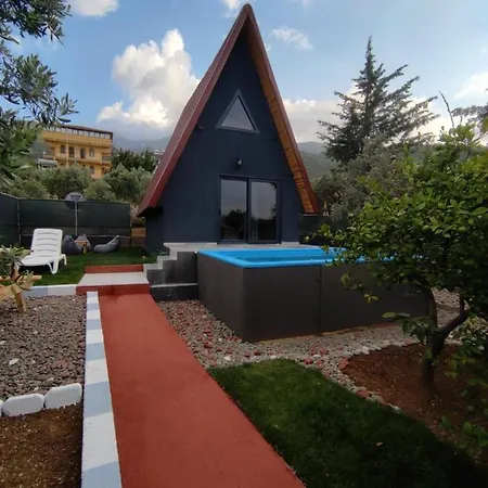Deniz Bungalov *